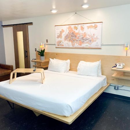 Hotel קורבליס מראה חיצוני תמונה