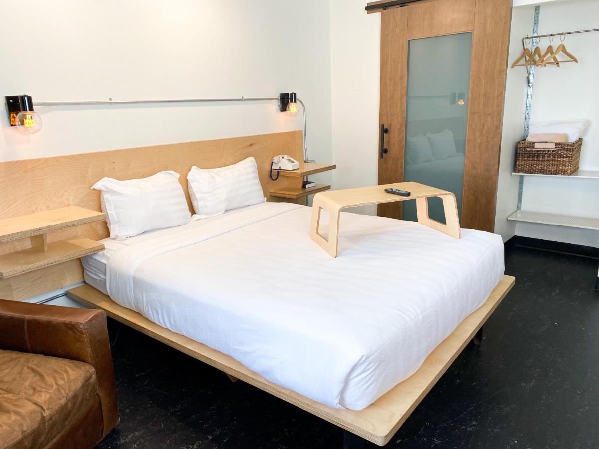 Hotel קורבליס מראה חיצוני תמונה