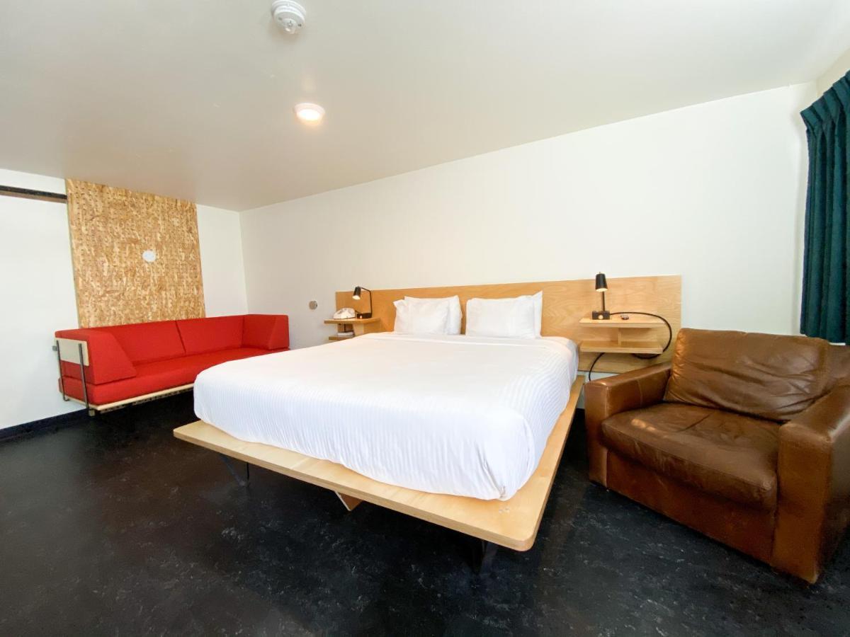 Hotel קורבליס מראה חיצוני תמונה