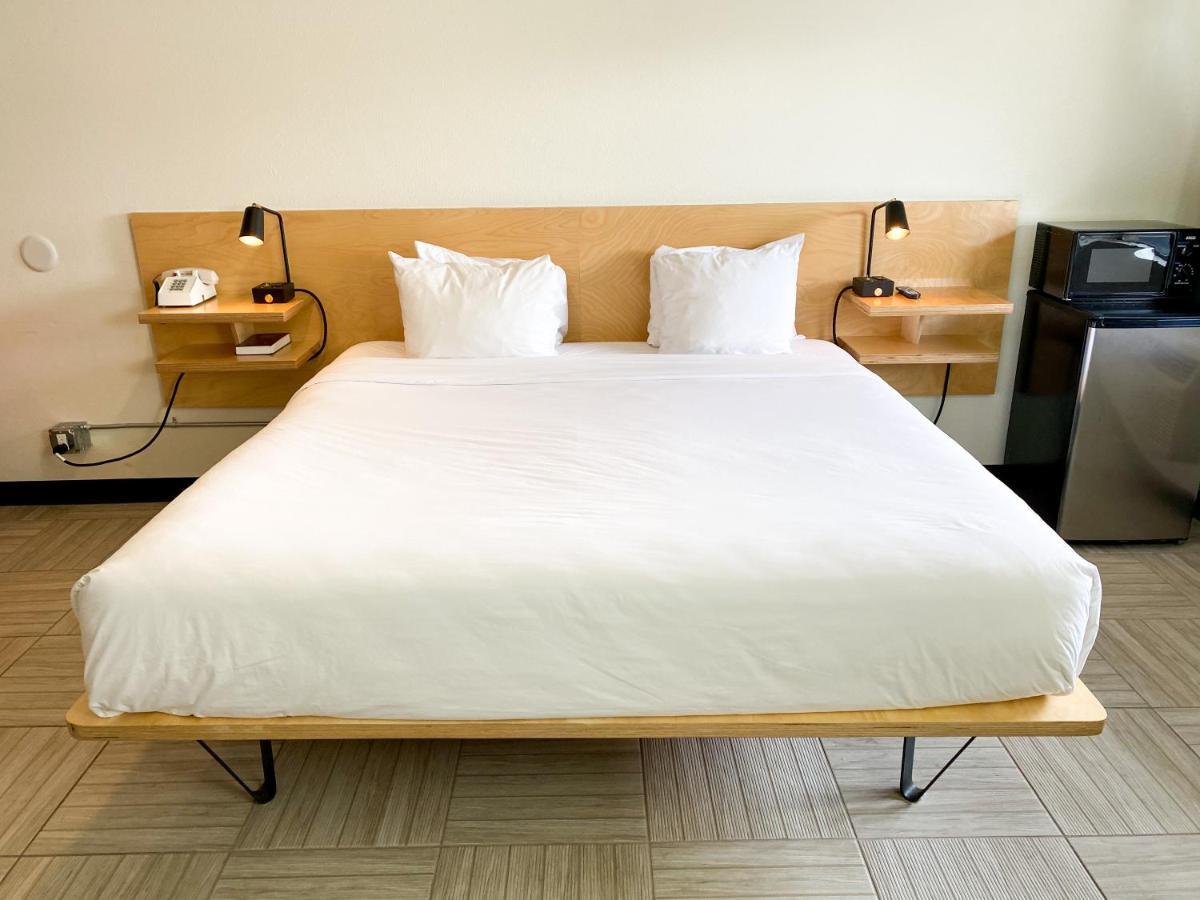 Hotel קורבליס מראה חיצוני תמונה