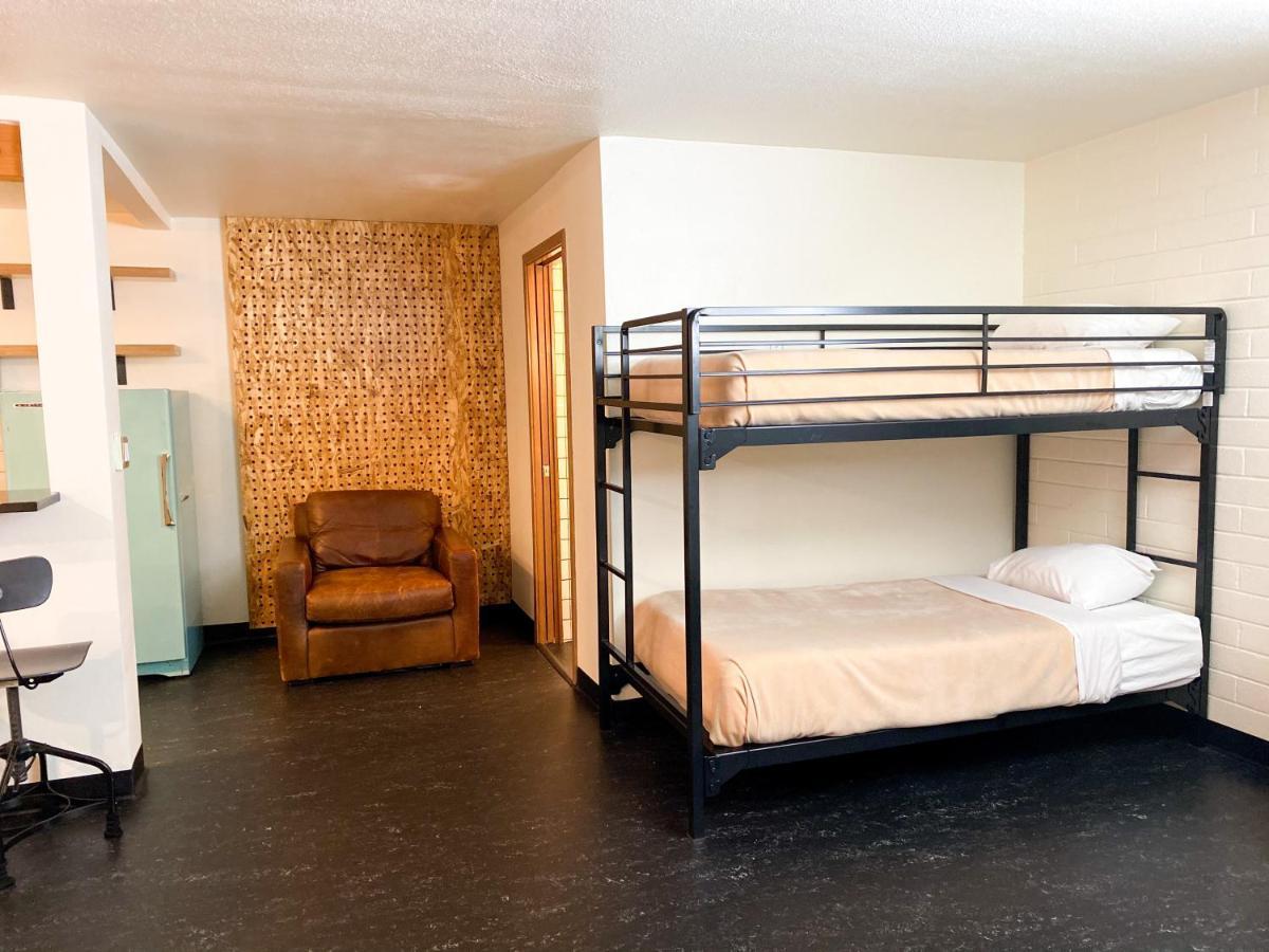 Hotel קורבליס מראה חיצוני תמונה