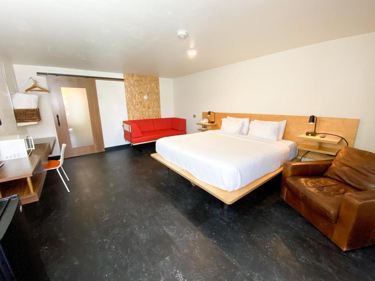 Hotel קורבליס מראה חיצוני תמונה